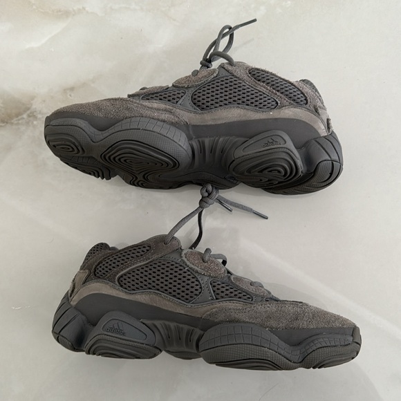 Yeezy 500 Granite Size 8 - Picture 4 of 5